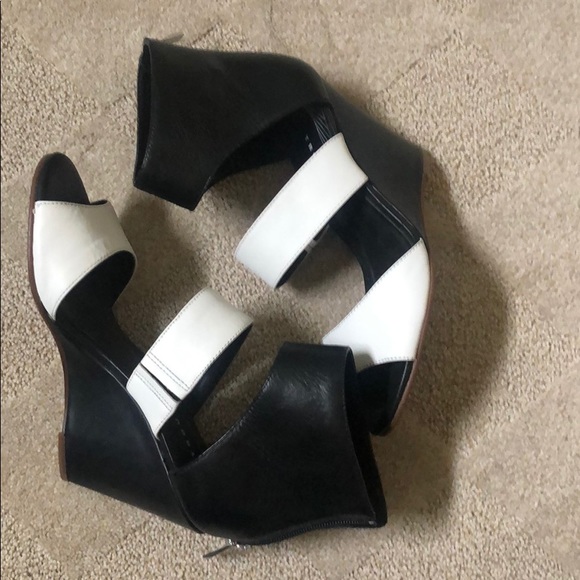 Trouve wedge - Picture 2 of 7